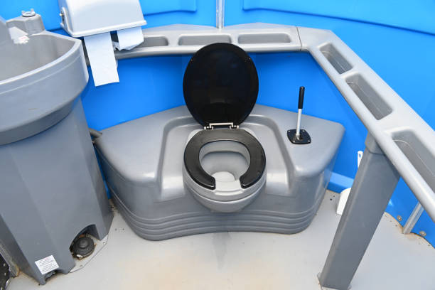 Best Portable restroom solutions  in Broad Creek, NC